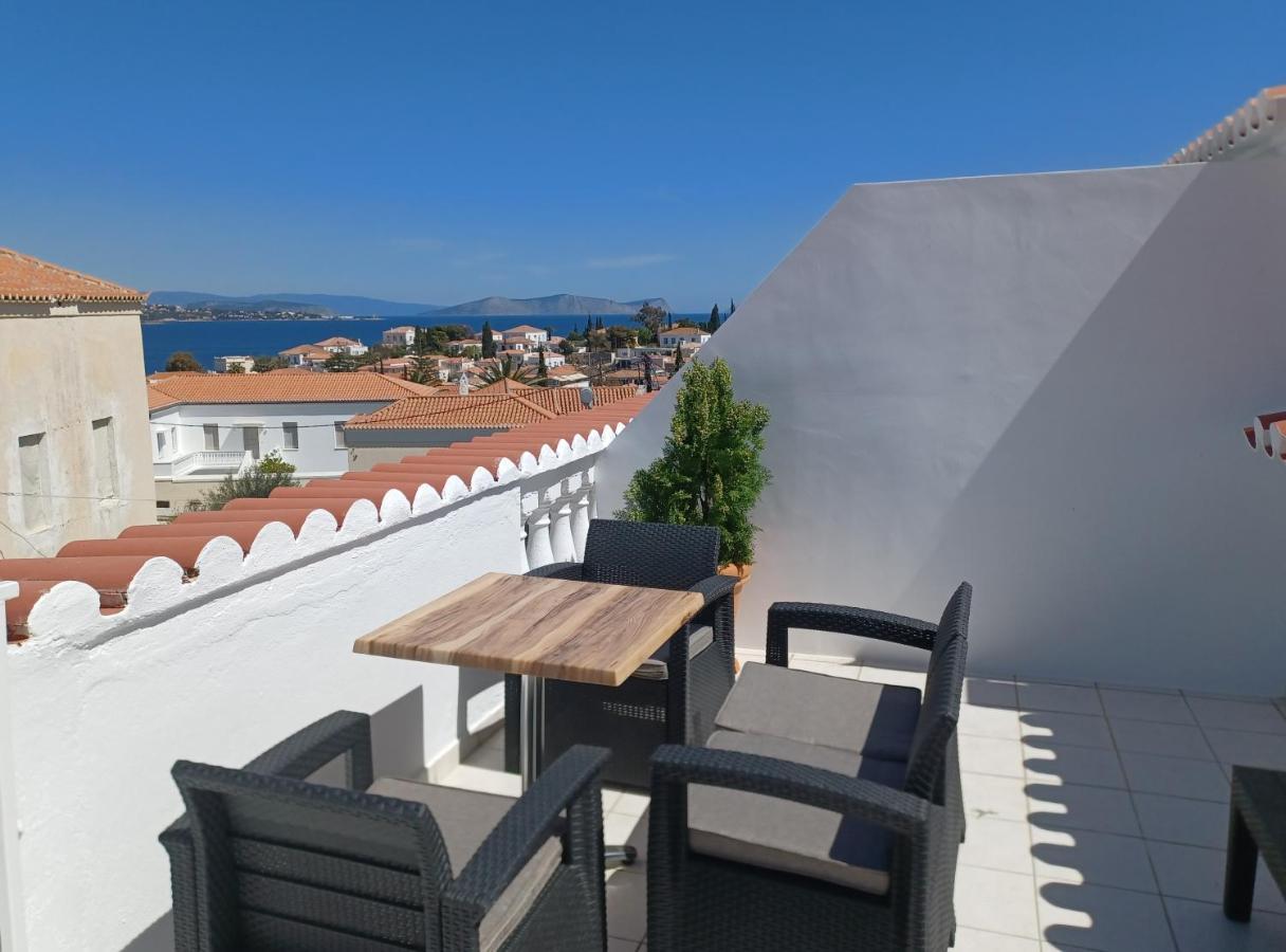 Villa Margarita Spetses Town Exterior photo